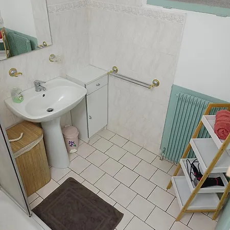 Petite Maison Etape Loire A Velo Ou Compostelle Mosnes Exterior photo
