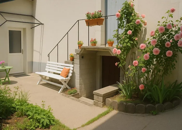 Petite Maison Etape Loire A Velo Ou Compostelle